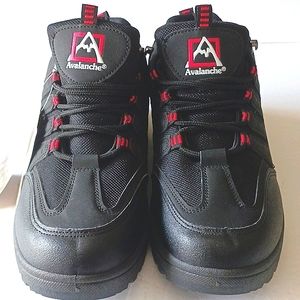 NWT Avalanche Adventure Rock Men's Hiking Shoes Black Size 9.5